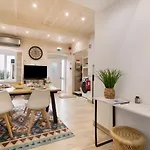 Casa Na Travessa 2 *