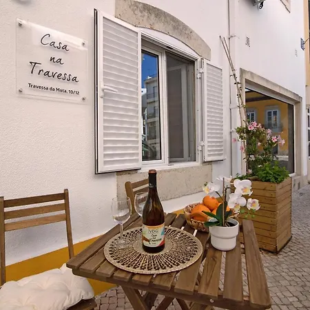 Casa Na Travessa 2 *